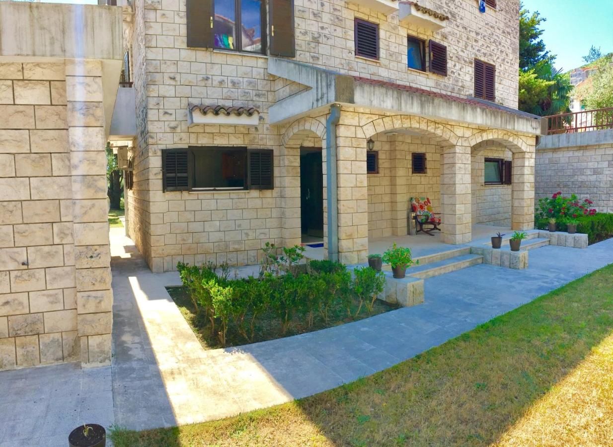 Апартаменты GarniHotel Bravo Будва-5