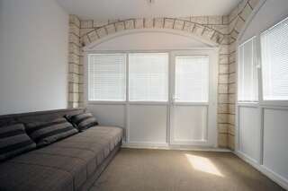 Апартаменты GarniHotel Bravo Будва Апартаменты с 2 спальнями и террасой (7 взрослых)-11